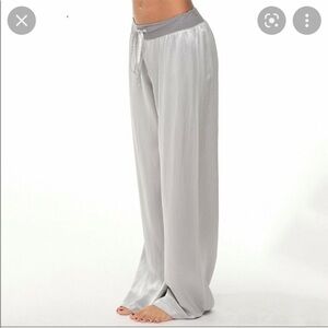 NWT PJ Harlow Jolie Silk Capri Pants